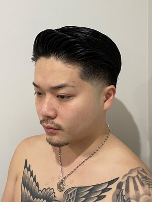 《京都で修業を積んだ[メンズ専門]スペシャリスト在籍!》眉毛はもちろん カッコイイ髭作りまでお任せ可能◎