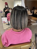 ブロッサム 保谷(Blossom) 20代30代40代ストレートボブハイライト立体感ブリーチ透明感