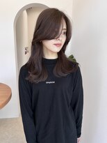 アメリ(Amelie)&nbsp;大人女性のレイヤースタイル