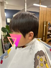 ポピュラーな男の子スタイル《少しマッシュベース》