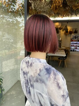 ユナイテッドビューティー 金沢(UNITED BEAUTY) ワインレッド