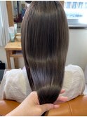 ツヤツヤ縮毛矯正[池袋/髪質改善]