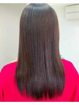 レジョワイユコンペール(Les Joyeux Comperes) 前髪ありのストレートロング