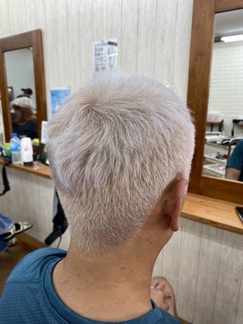 アクトヘアー(act hair) ホワイト