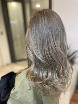 センジュ(Senju) シアーベージュ