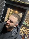 バズカット/スキンフェード、クロップスタイル