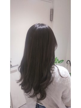 フィゼル あべのルシアス店(Aujua fizelle) オリーブベージュ