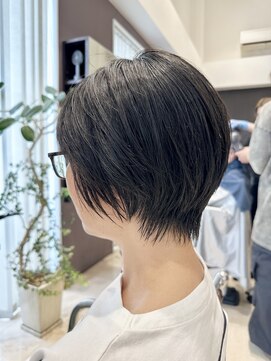 ワイボンドヘアー(Y bond hair) うなじ美人×ショート