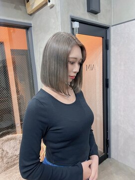 エイム(AiM) ボブ×グレージュ