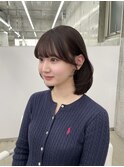 ダークブラウン/顔まわりカット/ミディアムレイヤー 上野