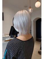 ルクール ヘアー プレジー(Le Coeur HAIR Plaisir)&nbsp;ホワイトシルバー