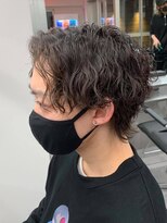 ジーニー 新百合ヶ丘(Genie)&nbsp;フェザーパーマサーフカール刈り上げセンターパート