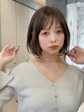 シー バイ ロンド 新宿(Sea by Lond) 似合わせカット×大人ガーリー[ダークアッシュ/韓国]