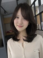 エトワ 中央店(etoi)&nbsp;大分ハッシュカット胸上鎖骨下ミディアムレイヤースタイルかるめ