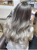 【外国人風デザイン】ホワイトシャドールーツ×ブリーチ２回