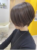ショートボブ