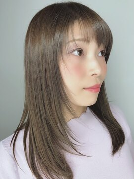 ルミエール(lumiere) つや感グレージュ