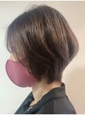 ショートボブ