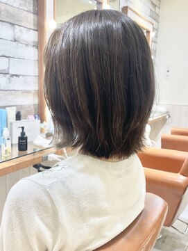 ネオリーブ クタ 町田店(Neolive kuta) 【Ｎｅｏｌｉｖｅｋｕｔａ町田店】大人ミディー