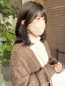 ノエ トトン(noe tton) 顔まわりカット