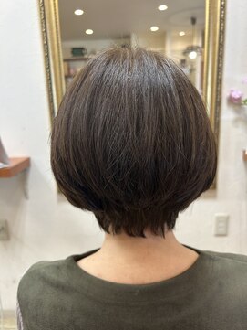 リアン(Lien) 前下がりショート