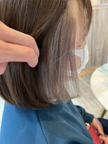 ハグクレア(HUG CLAIRE)&nbsp;インナーカラー×ミルクティーベージュ