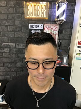 サカモト(SAKAMOTO) 濡れパンxスキンフェードスタイル