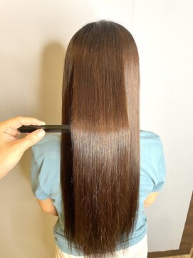 ブロッサム 東久留米店(Blossom) 20代30代40代髪質改善トリートメント艶感ストレート透明感