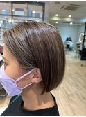 ダブルカラーショートボブインナーカラーハイライトケアブリーチ