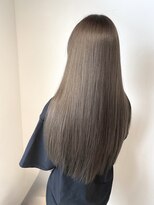 エムエーヘアースタジオ(M/A hair studio.) サラ艶グレージュ/ロング
