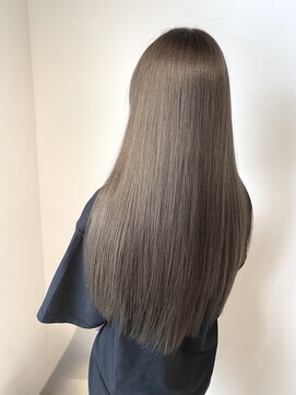 エムエーヘアースタジオ(M/A hair studio.) サラ艶グレージュ/ロング