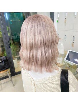 シェーン 仙台駅広瀬通店(schon) ミルクティーカラー