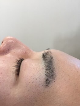 レジーア(Regia)の写真/ビシッと決める大人のおしゃれスタイルとヒゲや眉などの身だしなみだけでなく癒しメニューのある理容室です