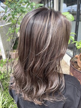 セカンド 鴨江店(2COND) ベージュカラー