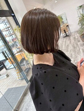 サロンド ベレーザ トータ(salao de beleza tota) タンバルモリボブ×アッシュベージュ