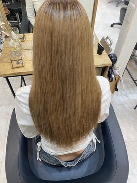 アルトラ(ALTLA) ベージュカラー