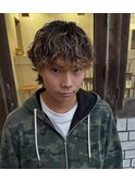 ブリーチしてても問題なし! 波巻きケアパーマ