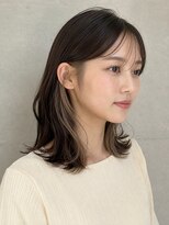 トリニティ(trinity) 大人ミディアム・結べる長さのボブ・インナーカラー・ベージュ