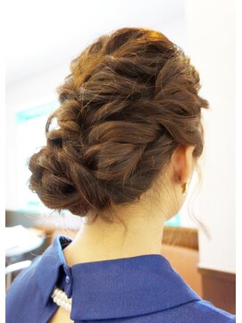 エアリー ヘアーデザイン(airly hair design) [airly]大人の&まとめ髪