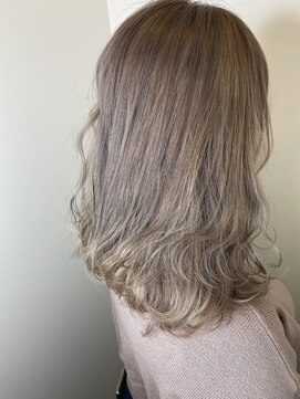 アヴァンス 深井店(AVANCE.) ハイトーンベージュ×透明感カラー