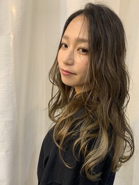 スイート ヘアデザイン(Suite HAIR DESIGN) ロングヘア 簡単スタイリング 波巻きウェーブ