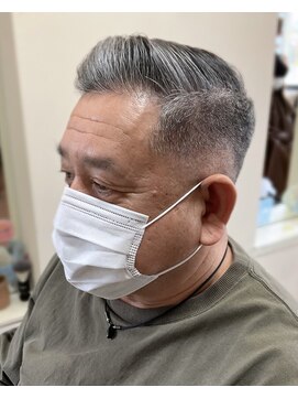 オリーブ 美容室 フェードカット