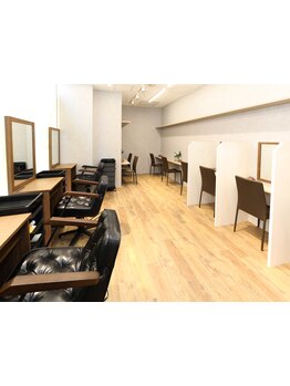 髪と頭皮に優しいオーガニックカラーやアットホームな雰囲気が魅力のサロン☆髪のお悩みもお任せください♪