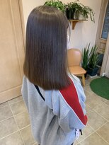 マギー(Magie) グレージュ