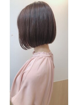 ロット 横浜(lot) ぱつっとボブ/ミニボブ/髪質改善[横浜駅]