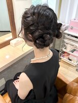 アップスニニー(up's niny)&nbsp;大人な『可愛いお団子ツインテール』結婚式などに♪