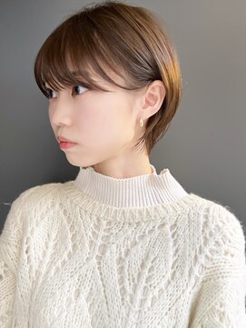 モリオ(morio) 【morio】浦和　ベージュ　耳掛け　マッシュ　ショート♪
