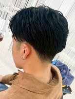 トゥルートラスト オムオム 甲府和戸(True Trust HOMME HOMME)&nbsp;メンズ ツーブロック ナチュラルセンターパート ビジネス◎