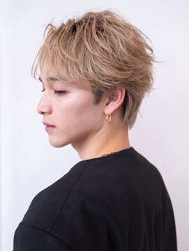 ケアリー 練馬(Carelly) ツイストパーマ七三オールバックマッシュウルフスリークショート