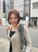 オリーブグレージュ髪型 ボブクラゲヘアショートボブ